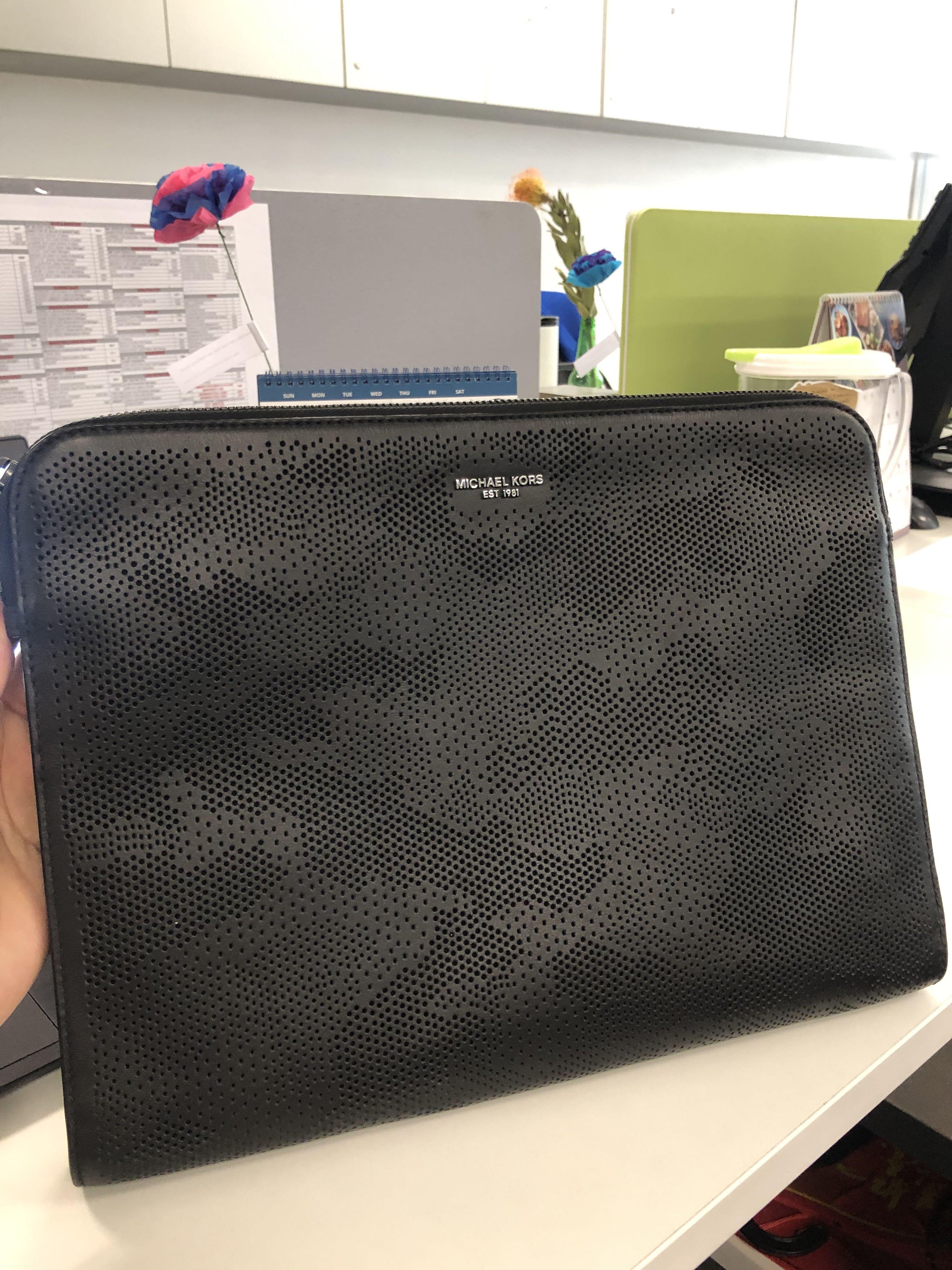 Michael kors deals clutch men