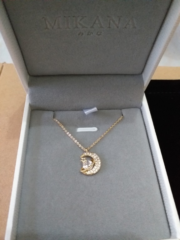 Mikana shop necklace moon