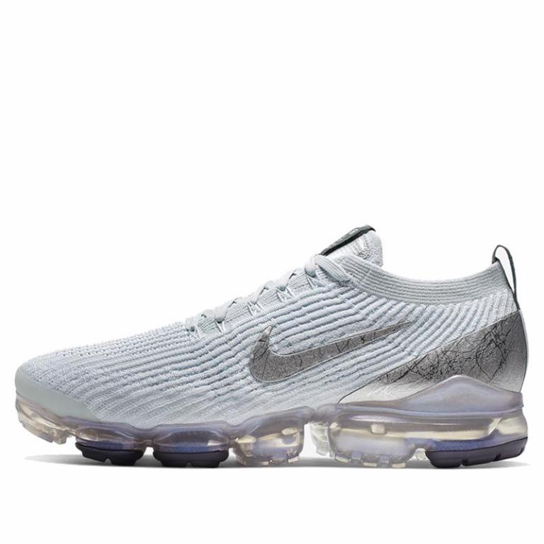 what type of shoes are vapormax