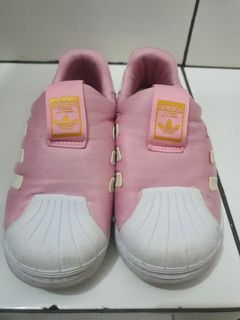 (Kategori: ) berada di . Dikirim oleh devi_tan (ID iklan 1043430850, Gambar 1). Deskripsi: .