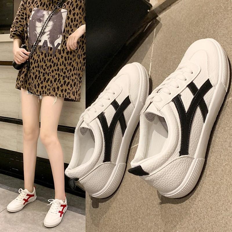 stylish sneakers womens