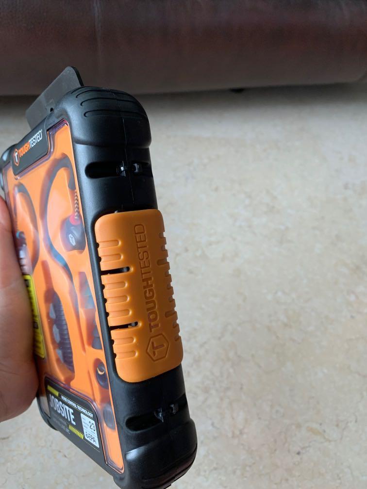 Tough tested store jobsite earbuds