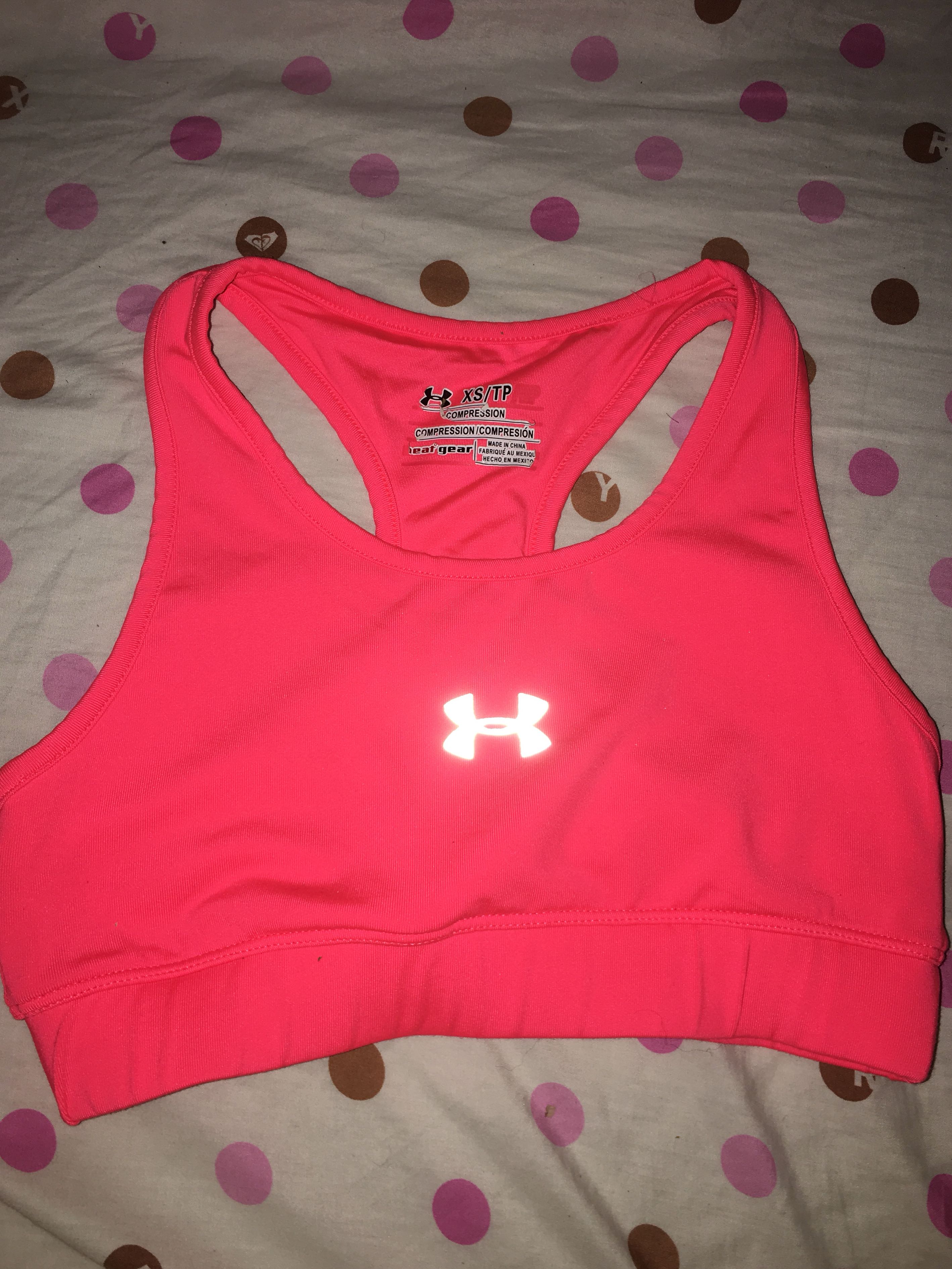 neon pink sports bra