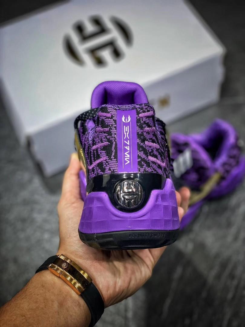 Eh2456 adidas 2025
