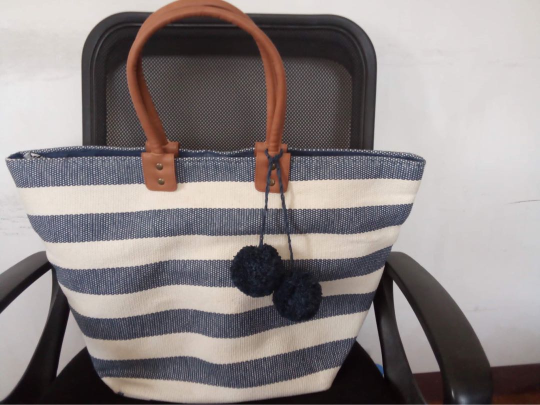 Morgan and finch beach bag hotsell