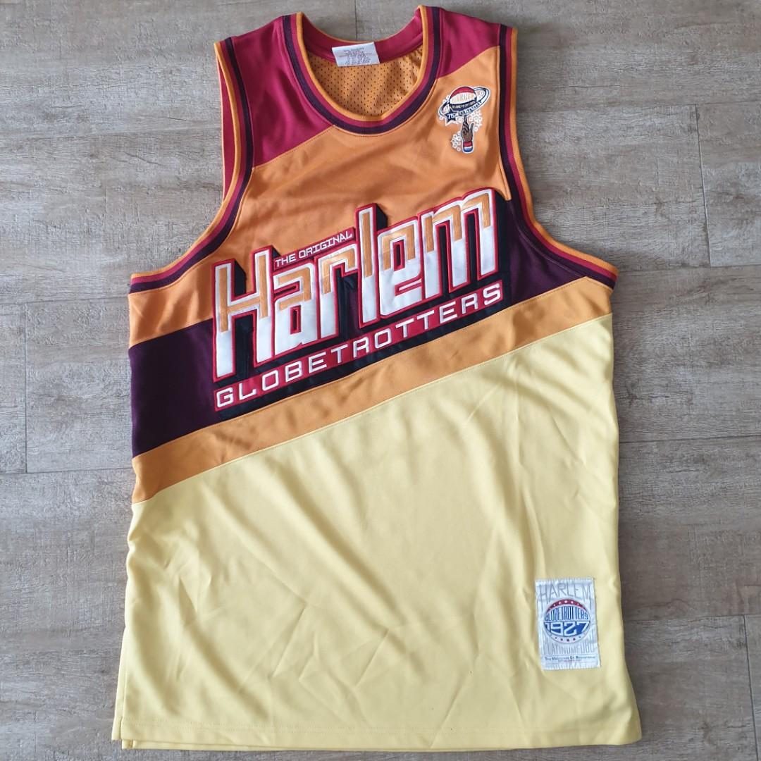 Basketball Jerseys (Category: Tshirts & Polo Shirts) located in Singapore. Submitted by h3lm1 (Listing ID 1043576216, Image 2). Description: Basketball Team Jerseys ALL AUTHENTIC ALL EMBROIDERED $220 for ALL 5 JERSEYS Individually selling at prices below:- HARLEM GLOBETROTTERS - $60 VOKAL - $60 VIKINGS - $30 NIKE CLEVELAND CAVALIERS - $40 NIKE LA LAKERS - $60.