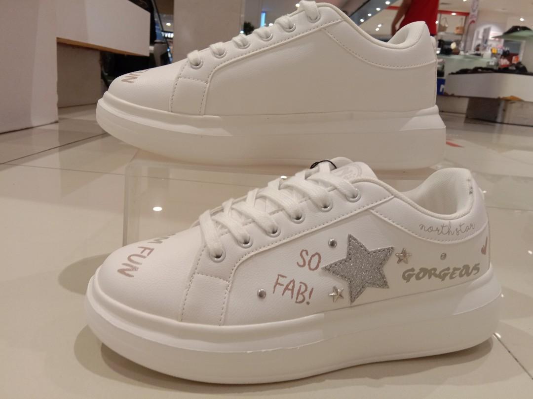 Sepatu bata sneakers sale