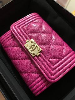 （分類：）位於 。 由 krystalto 提交（商品編號 1043692357，圖片 1）。簡介： 。