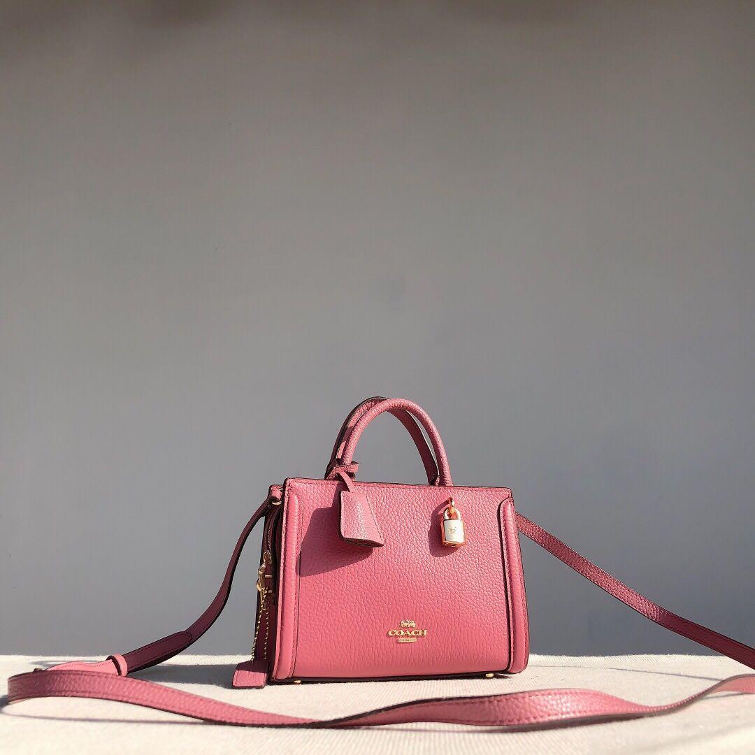 Coach Micro Zoe Crossbody Pink, Women's Fashion, Bags & Wallets, Purses &  Pouches on Carousell