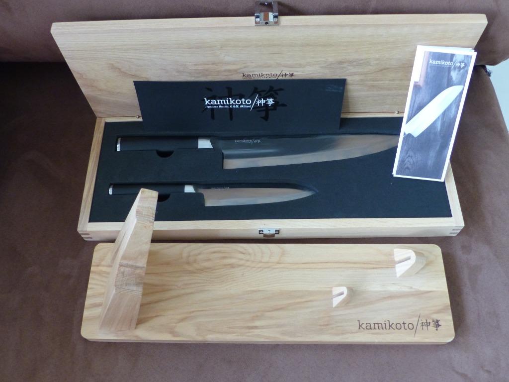 Kamikoto - Senshi Dual Knife Set with Wooden Display Stand