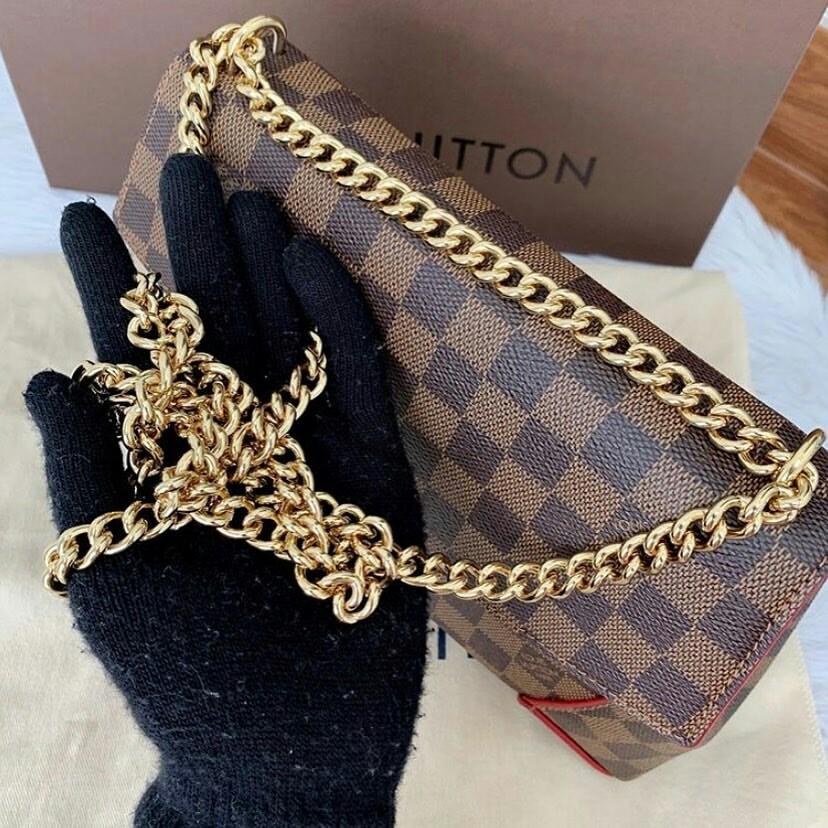 LV Caissa Clutch Chain Damier, Luxury, Bags & Wallets on Carousell