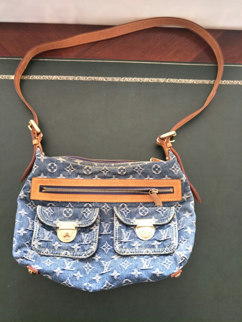 Louis Vuitton Denim Sling Bag, Luxury 