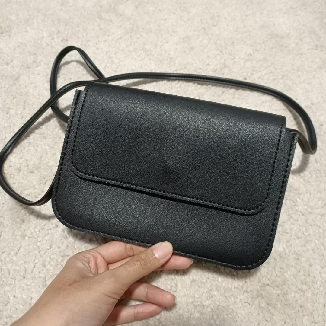 Miniso black shop sling bag