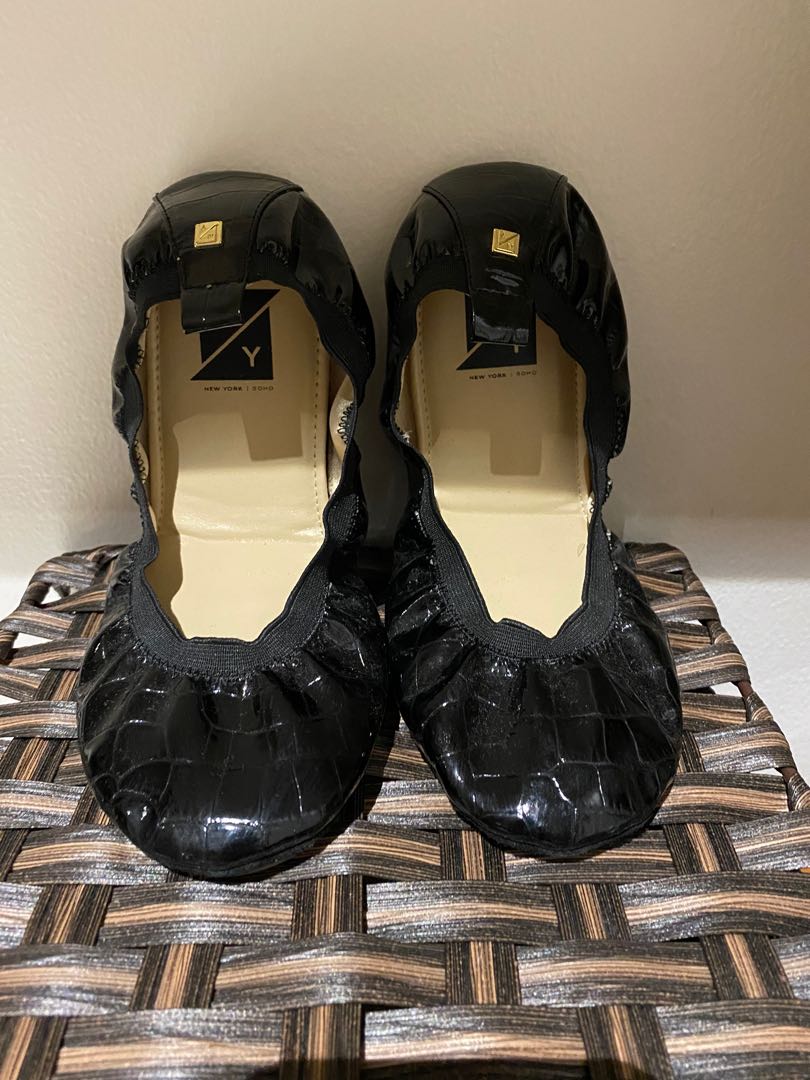 New York Soho flats Women s Fashion Footwear Flats Sandals on