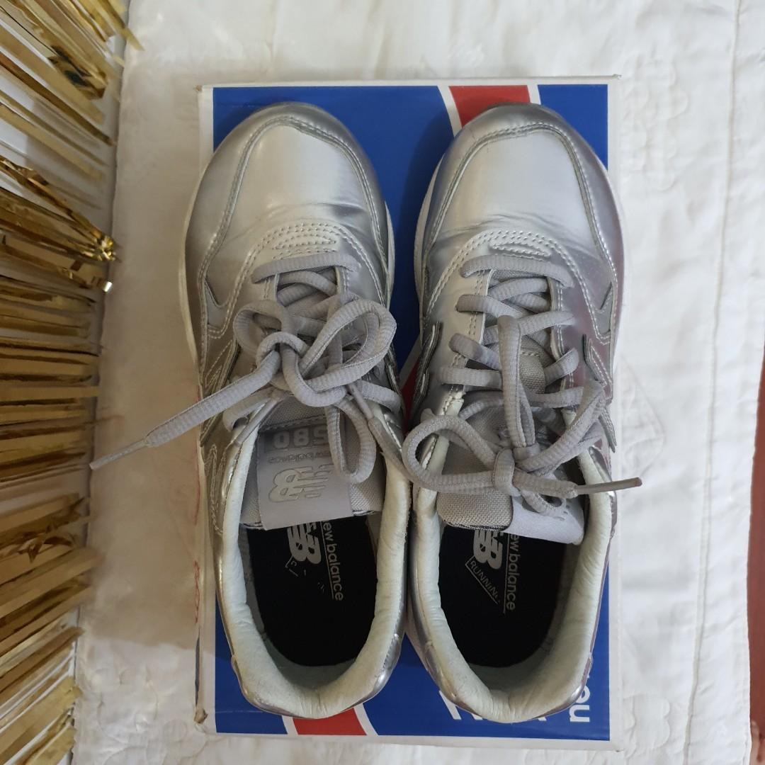 new balance 590 Silver