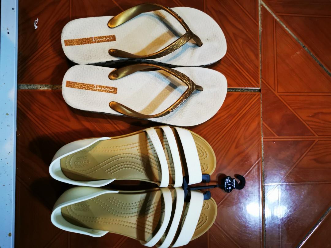 Original Crocs. Ipanema(FREE) ORIGINAL, Women's Fashion, Footwear, Flats &  Sandals on Carousell