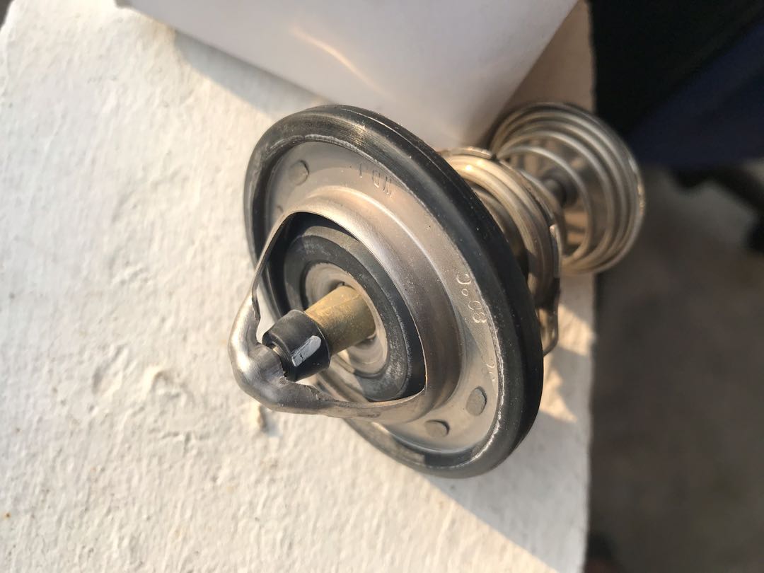 Perodua Alza Myvi 1 3 1 5 Dvvt Thermostat Original Auto Accessories On Carousell