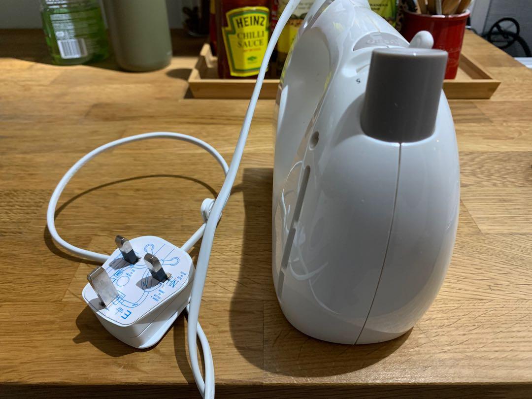 PHILIPS Hand Mixer HR1459 300w, TV & Home Appliances, Kitchen