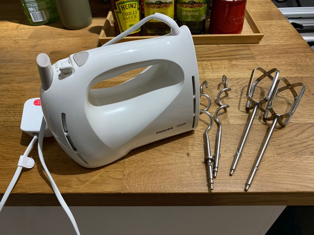 PHILIPS Hand Mixer HR1459 300w, TV & Home Appliances, Kitchen