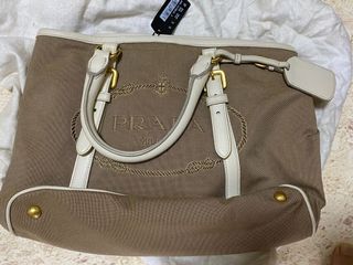 (Category: ) located in . Submitted by rose.rahim.3 (Listing ID 1043659182, Image 1). Description: .