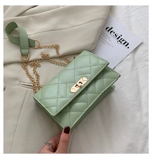 (Category: ) located in . Submitted by shopwithzoeee (Listing ID 1043700035, Image 1). Description: .