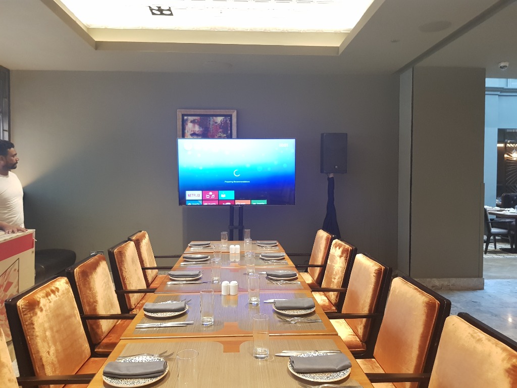 (Category: ) located in . Submitted by audio-visual-rental-sg (Listing ID 1037085155, Image 1). Description: .