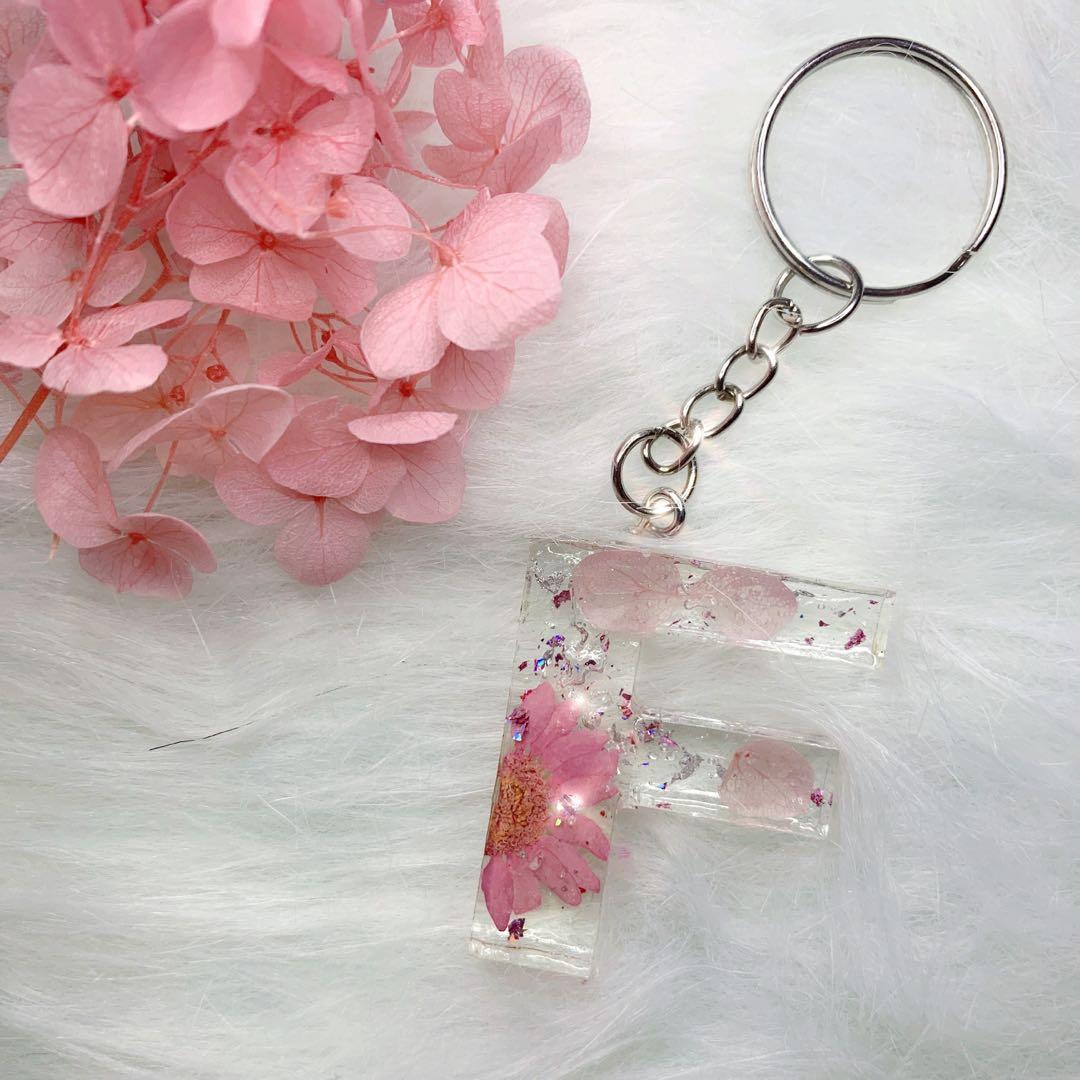 Pink Floral Keychain Bracelet Set-Durable Long lasting Resin Keychain Set