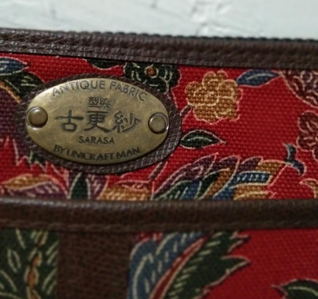 SARASA Antique fabric (Category: Purses & Pouches) located in Quezon City. Submitted by eilgaraje (Listing ID 1043586166, Image 3). Description: As posted in good condition.