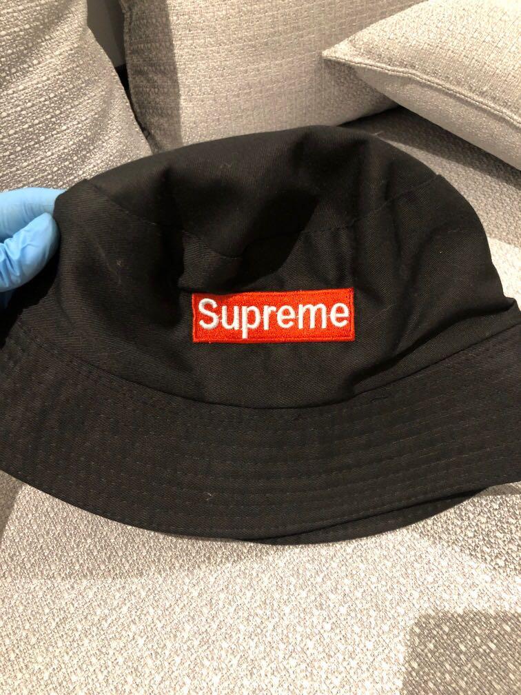 supreme yankees bucket hat