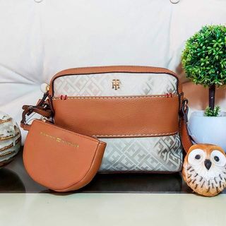 (Category: ) located in . Submitted by ellevidanes (Listing ID 1043535990, Image 1). Description: .