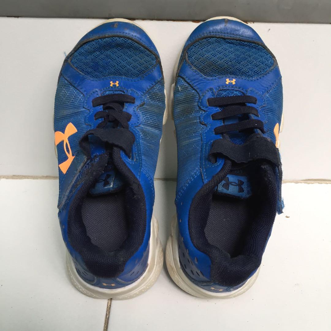 size 7 under armour shoes