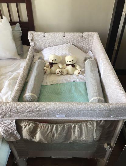 Arm's reach universal co sleeper top