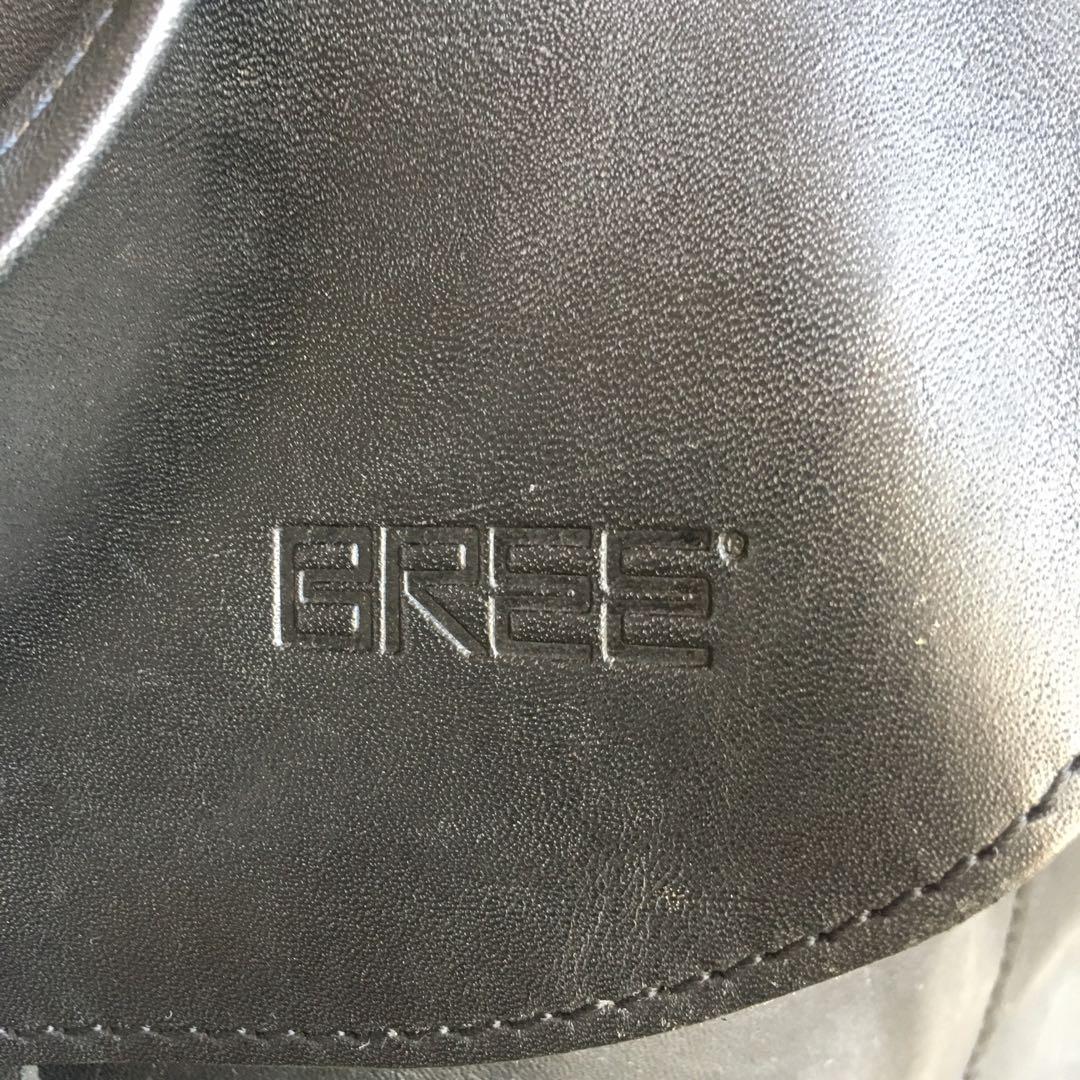 BREE Leather Backpack Bag (Category: Luxury Bags & Wallets) located in Marikina City. Submitted by arrveefm (Listing ID 1043728309, Image 3). Description: If you can "READ" this then this item is still available. BREE Leather Backpack Used but still in good condition; No Meet-ups; Selling at 4,500.00 ONLY shipping already included (FIXED PRICE); Payment thru BDO/BPI/Money Transfers; Check pictures for visible flaws Approximate Dimensions: L - 15.