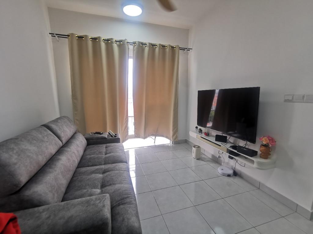 Bukit Jalil Lanai Residence Small Room for Rent, Near LRT, Property