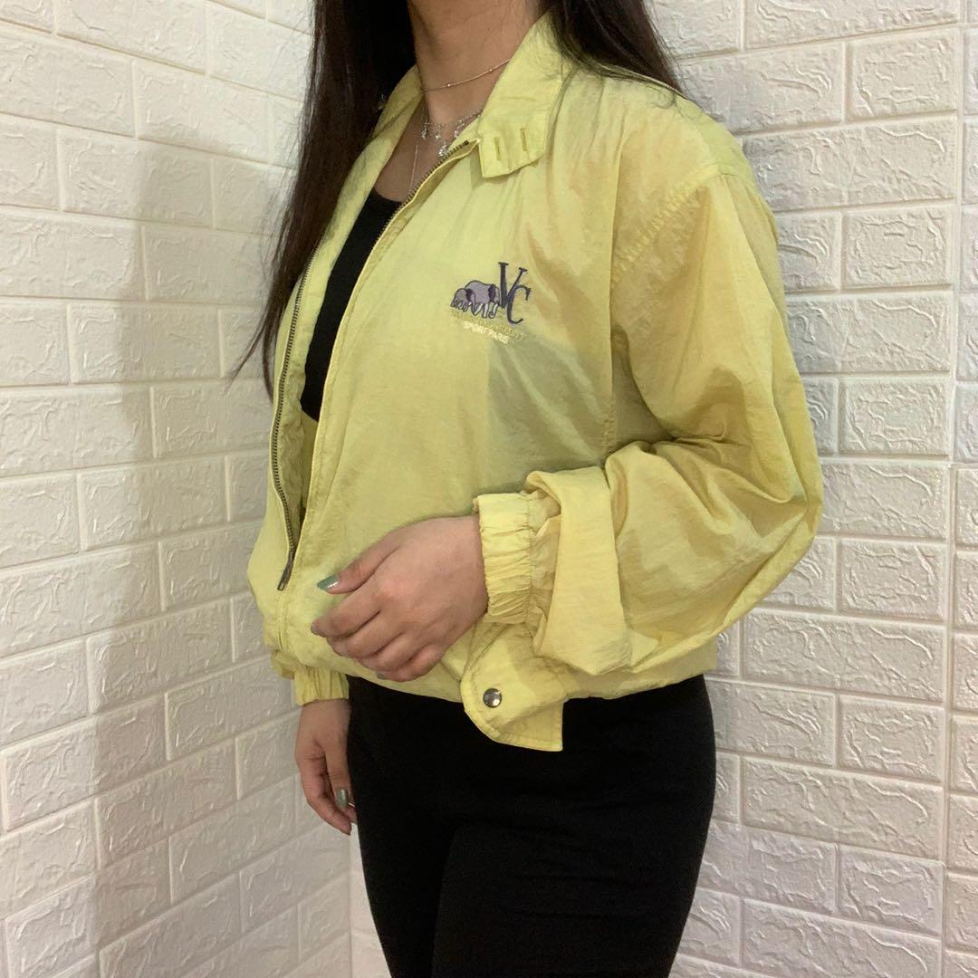 Christy Valentino Windbreaker ( Lime Yellow) (Category: Coats, Jackets and Outerwear) located in Manila. Submitted by jdwdrobe (Listing ID 1043806079, Image 2). Description: 🖇Shoulder 19.5 🖇Chest 20.5 🖇Length 25.5 ✔️NO DAMAGE ✔️GOOD CONDITION ✔️ORIGINAL PM FOR MORE DETAILS.