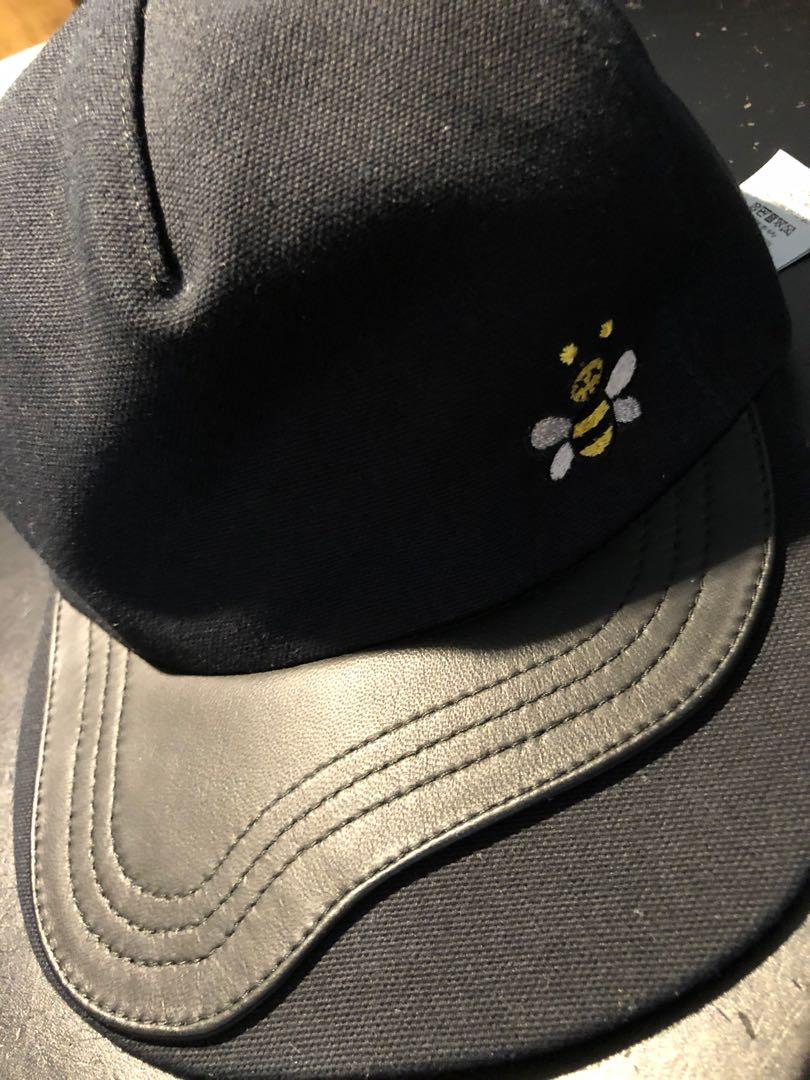 大量入荷 Dior×Kaws cap キャップ - apparkavenue.com