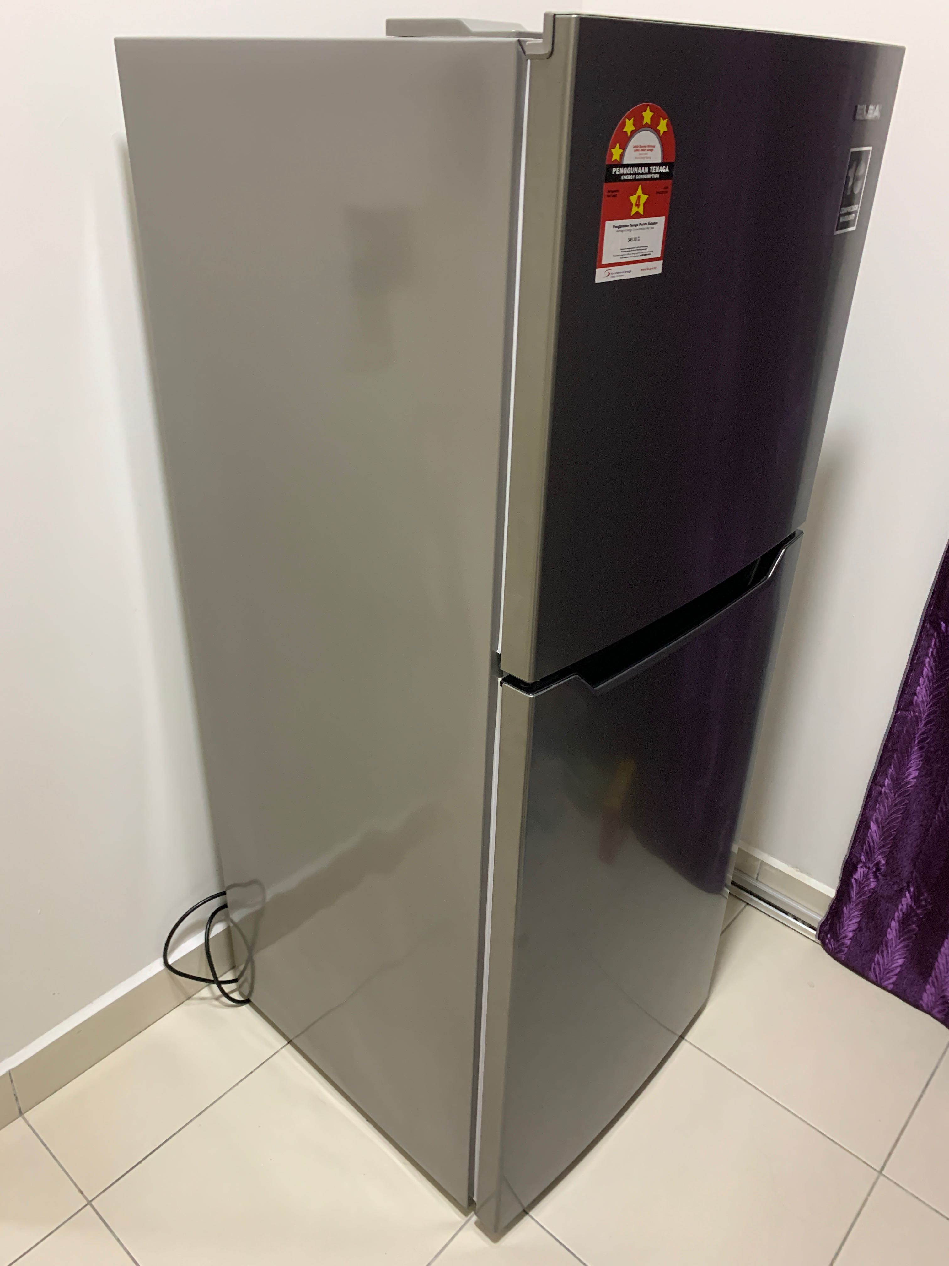 Elba 250l 2 Door Fridge Er G2521 Sv Refrigerator Kitchen Appliances On Carousell