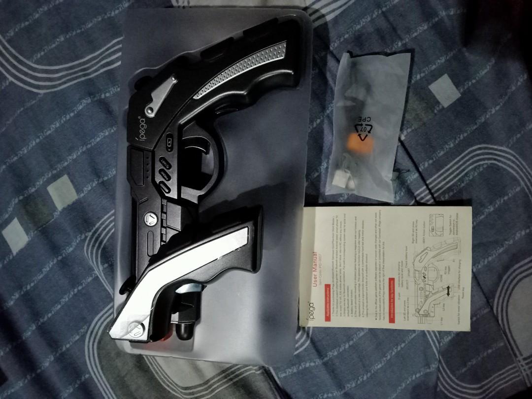 Ipega gun controller (Category: Controllers) located in Impasugong. Submitted by sid_the_adorable (Listing ID 1043865276, Image 2). Description: Ipega gun controller The Phantom Shox Supports android, IOS , windows txt me 09059380218.