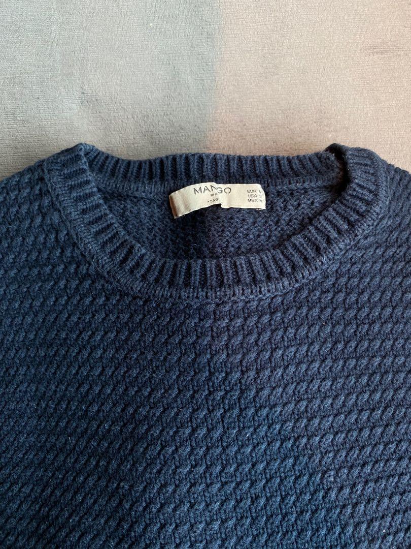 navy blue sweater mens outfit