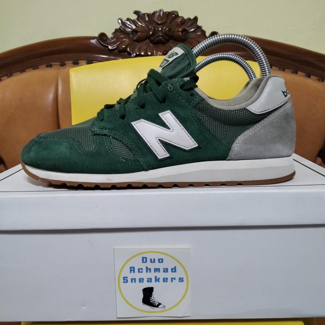 NEW BALANCE 520 ISTIMEWA Fesyen Pria Sepatu Sneakers di Carousell