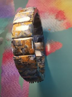 (Category: ) located in . Submitted by mollyjadewood (Listing ID 1043729506, Image 1). Description: .