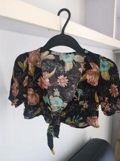 Pull & Bear Floral Crop Top