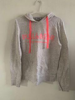 Pull And Bear Hoodie Tops Carousell Malaysia
