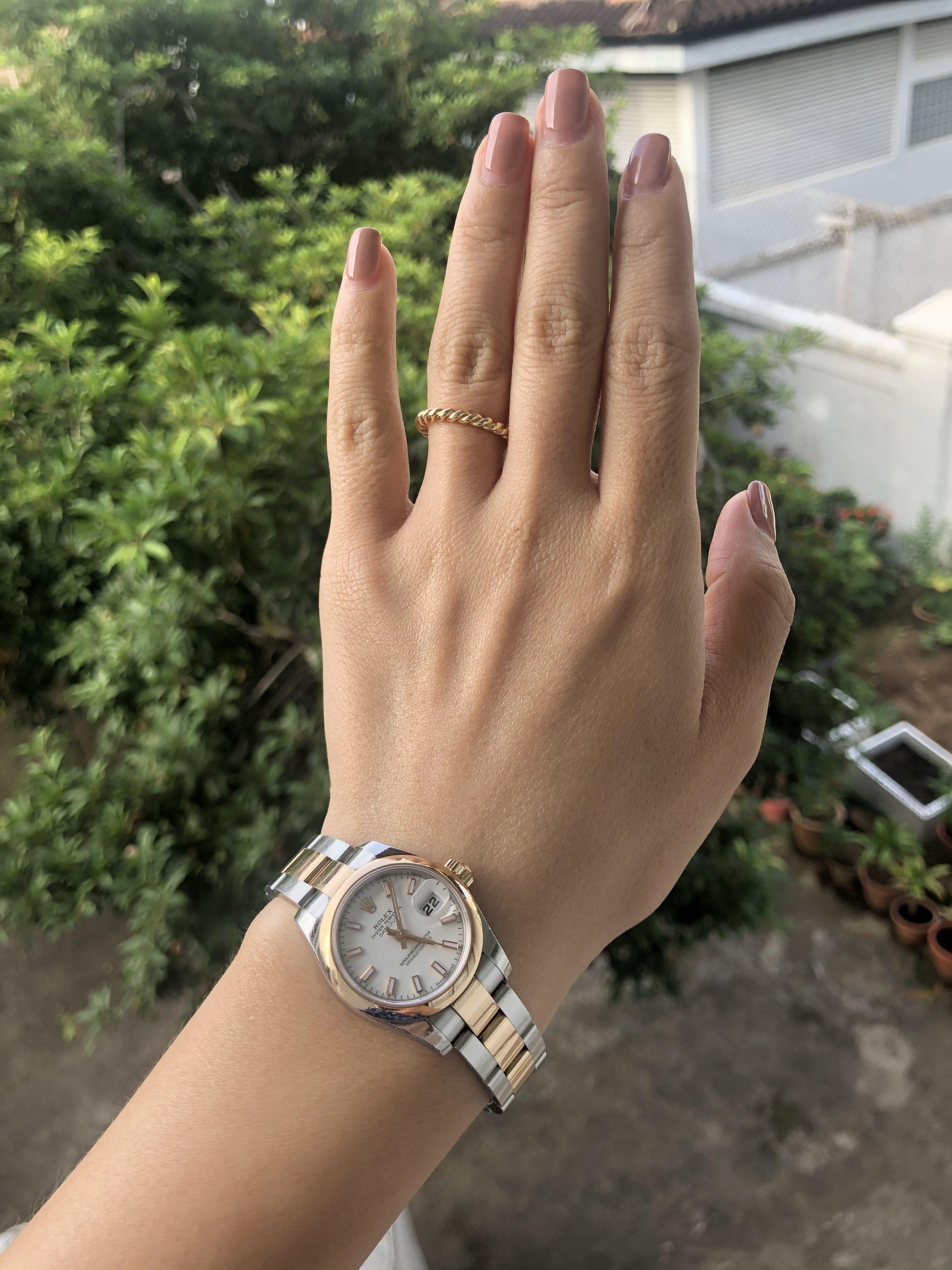 Rolex oyster best sale perpetual 28mm