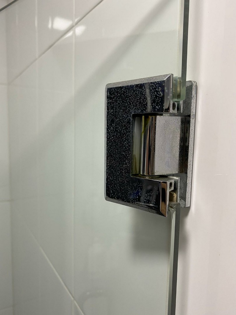 (Category: ) located in . Submitted by simplysure (Listing ID 1043847403, Image 1). Description: .