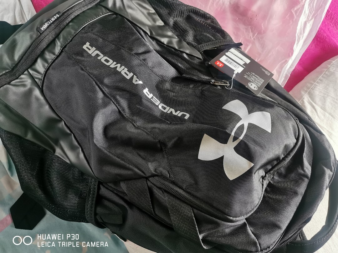 UNDER ARMOUR BagPack, Men's Fashion, Bags, Backpacks on Carousell