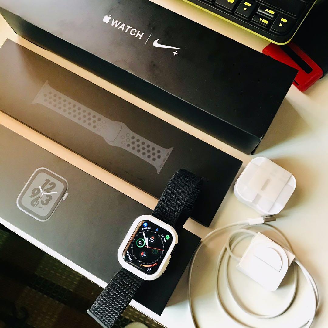 Apple Watch S4 44mm nike version grey, Men's Fashion, Watches \u0026  Accessories, Watches on Carousell