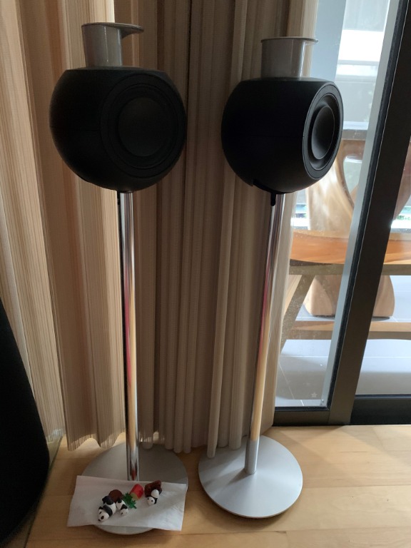 Beolab 3 new arrivals stands