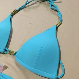 (Category: ) located in . Submitted by itsmelaraaaa (Listing ID 1044061630, Image 1). Description: .