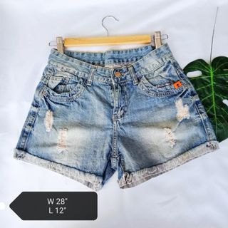 (Category: ) located in . Submitted by spotyoursph (Listing ID 1043998072, Image 1). Description: .